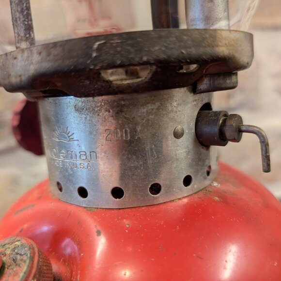 Vintage Coleman Model 200A Lantern June 1960 - untested - Picture 7 of 16